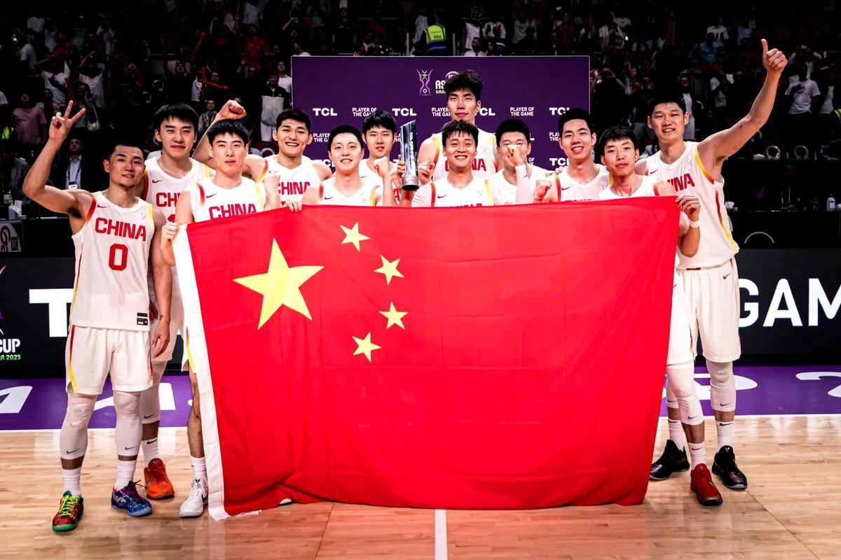 mk-FIBA官方出炉！亚洲排名迎更新，中国男篮回归第二，第一难撼动！